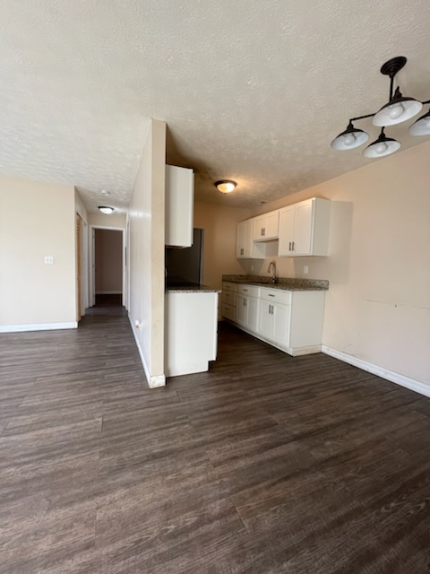 80 Westwood Drive - 8